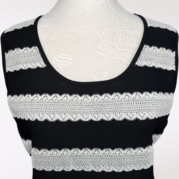 Tahari Striped Knit Tank Top Black White Sleeveless Size 8 - Picture 2 of 10